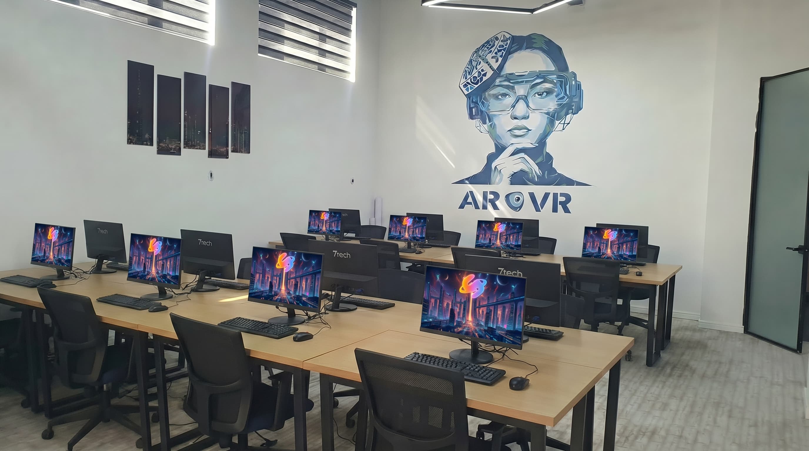 AR/VR, AI, 3D va golografik yechimlar uchun FutureLab laboratoriyasi